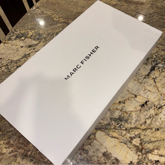 Marc Fisher Boots NIB $250+ - Picture 9 of 12